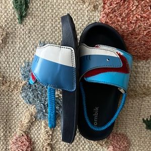Tombik Shark Sandals with Velcro